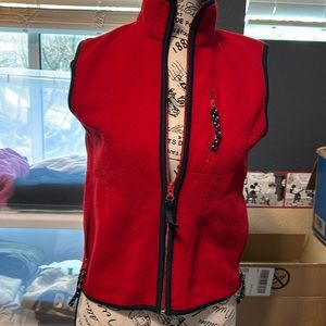 Gap fleece vest